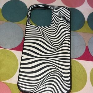 pela iphone 13 pro case